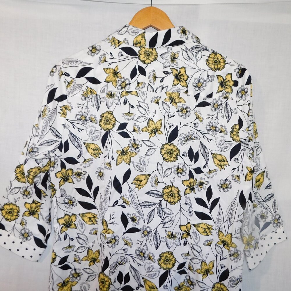 Foxcroft NYC Floral V Neck Collared Dress White Black Yellow NEW Womens 8 - Picture 9 of 10